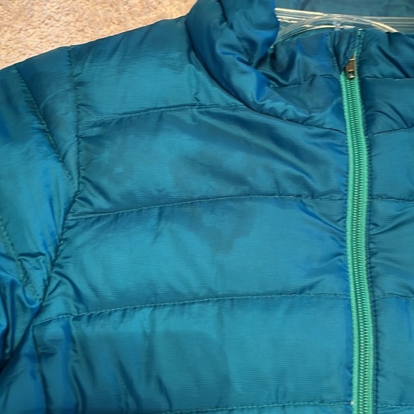 Patagonia Girls (Size 12) Down Jacket/Coat, Underwater Blue/Aqua Green - Picture 13 of 16